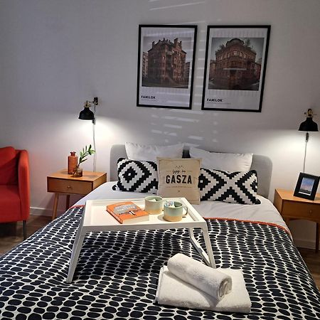Gryfny Familok Apartment Katowice Luaran gambar
